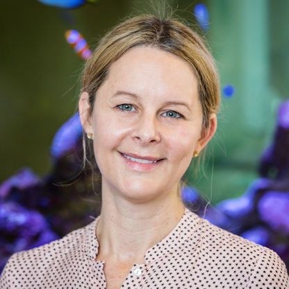 Ms Suzanne Marks